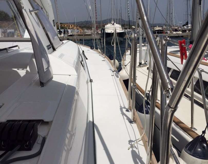 Oceanis 55