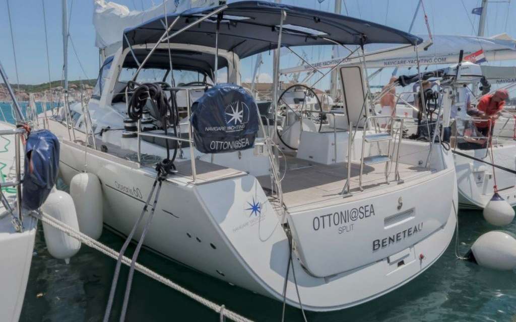 Oceanis 60
