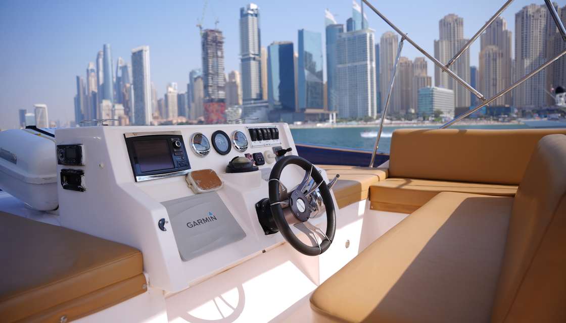 Majesty 48