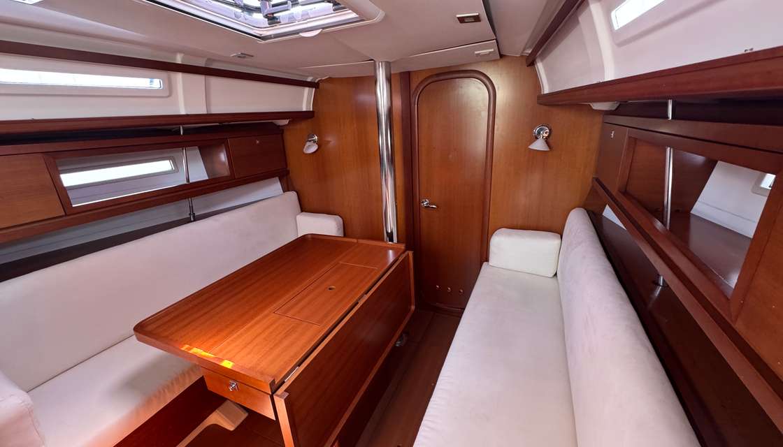 Dufour 34 Performance