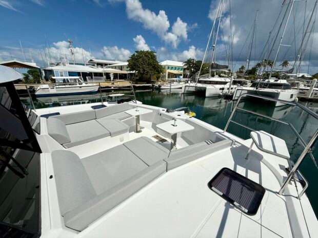 Aventura 50 MY