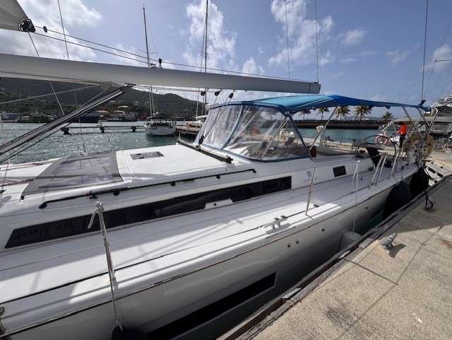Dufour 530