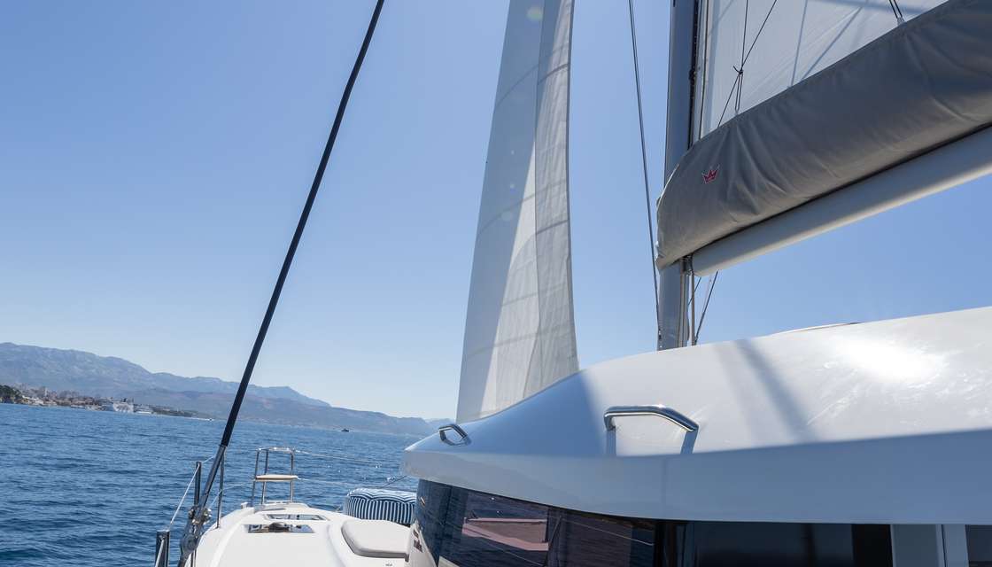 Lagoon 38