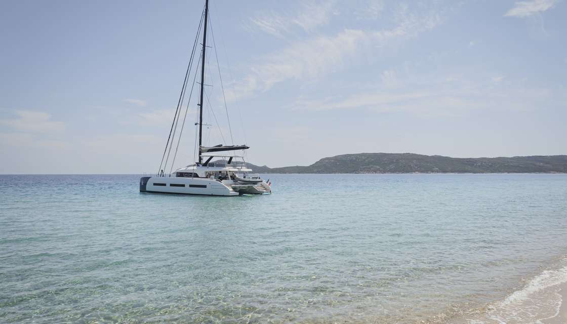 Lagoon Seventy 7