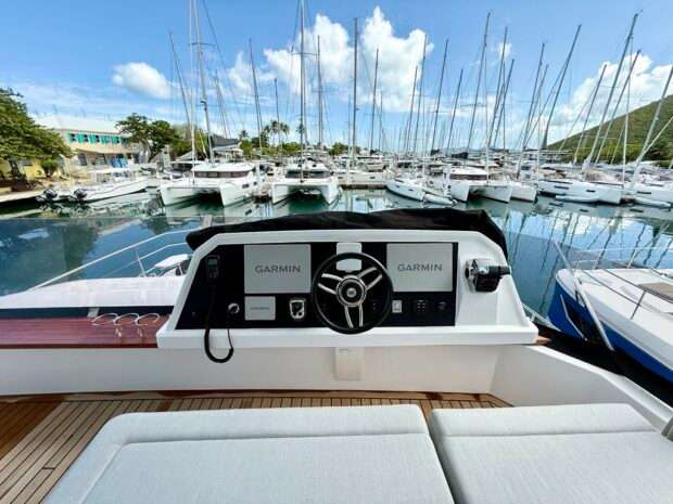 Aventura 50 MY