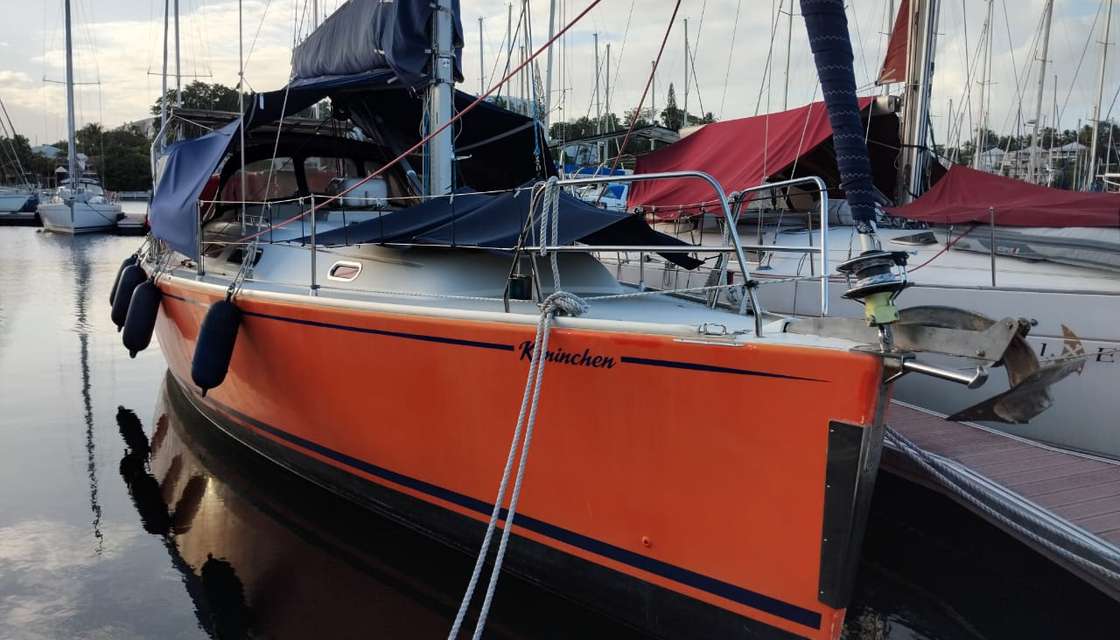 Hanse 370