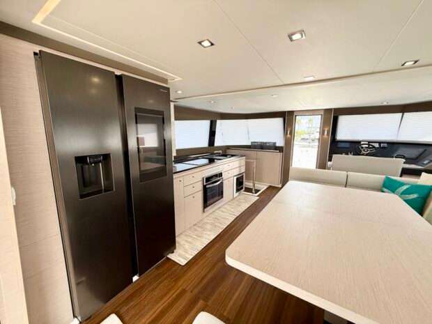 Aventura 50 MY