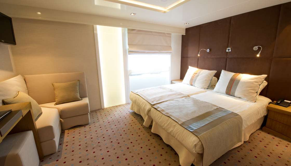 Variety Voyager