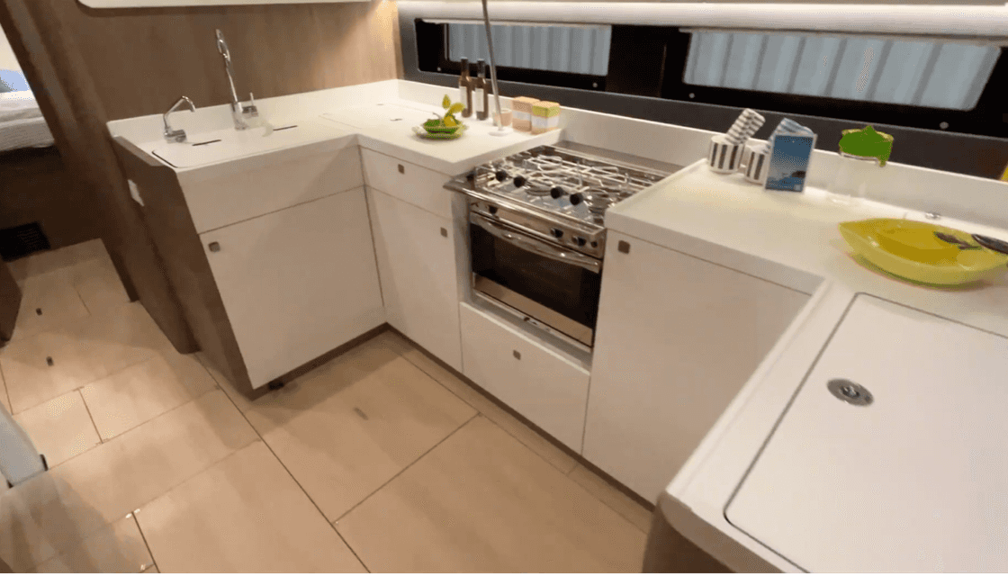 Sun Odyssey 455