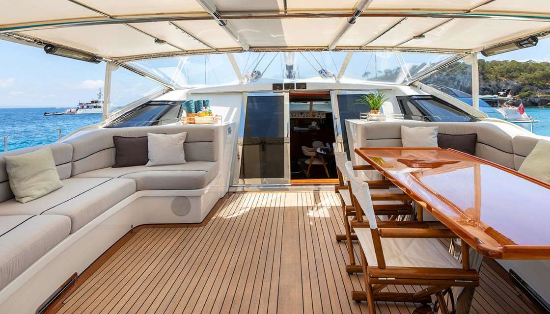 Camper & Nicholsons 121