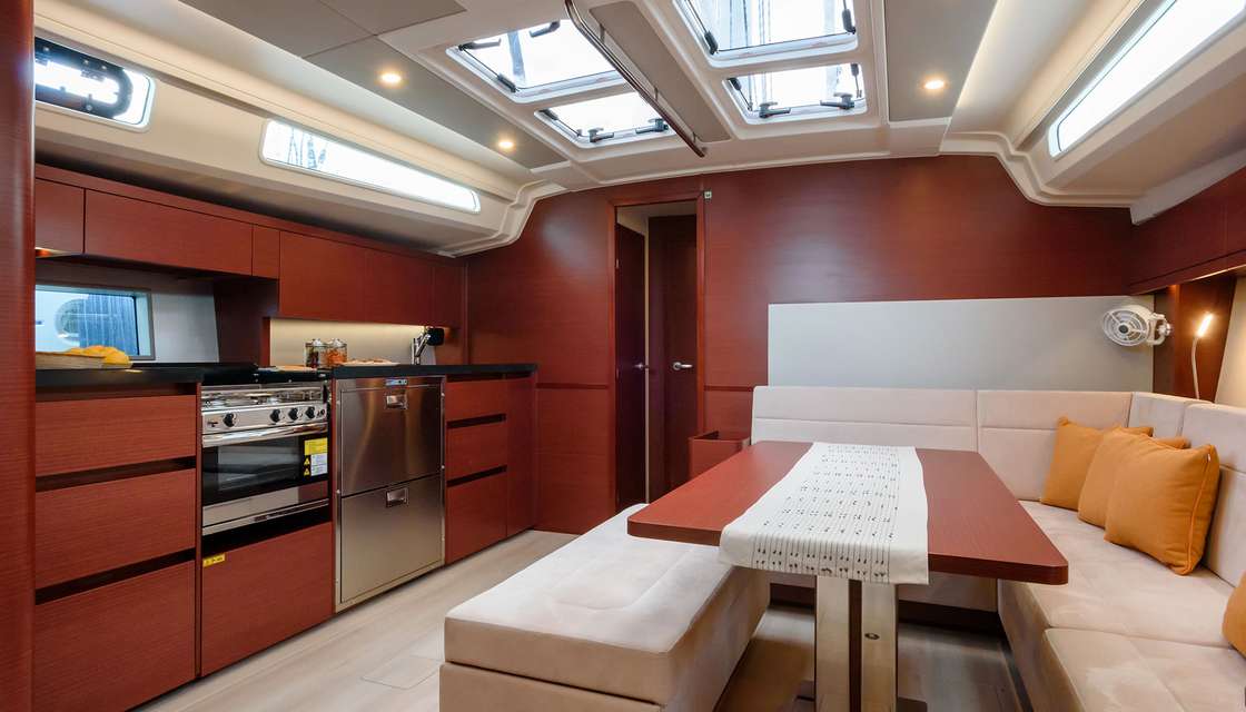Hanse 508