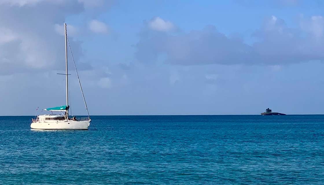 Dufour Atoll 43