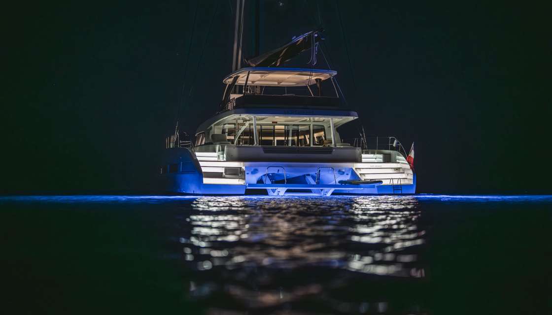 Lagoon Seventy 7