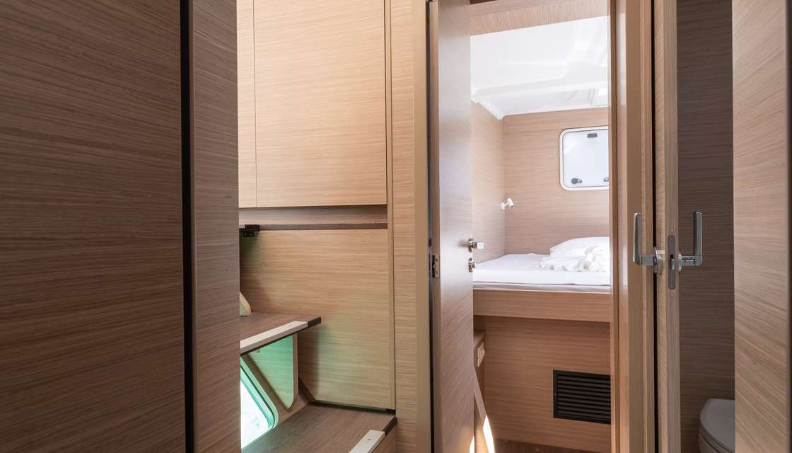Lagoon 38