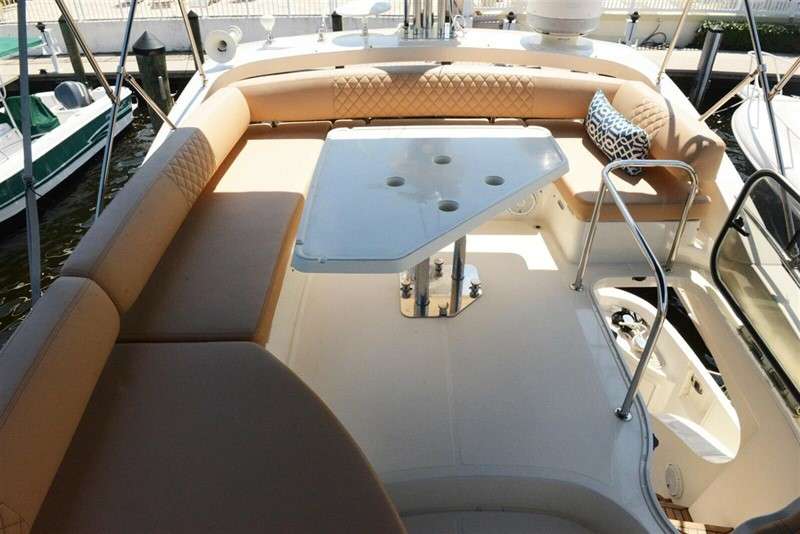 Azimut 43 Fly
