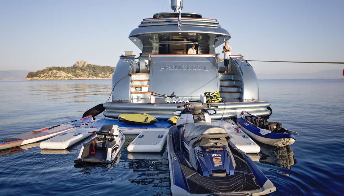 Maiora 108
