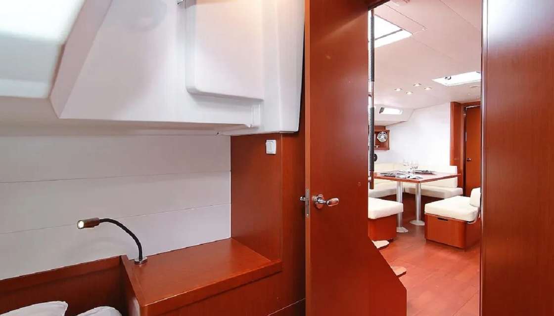 Beneteau 47