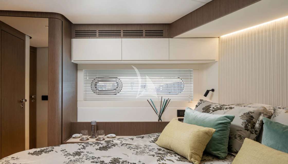 Azimut Magellano 66