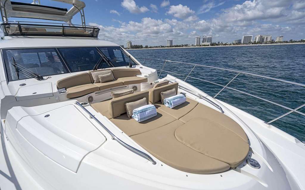 Sea Ray L650 Fly