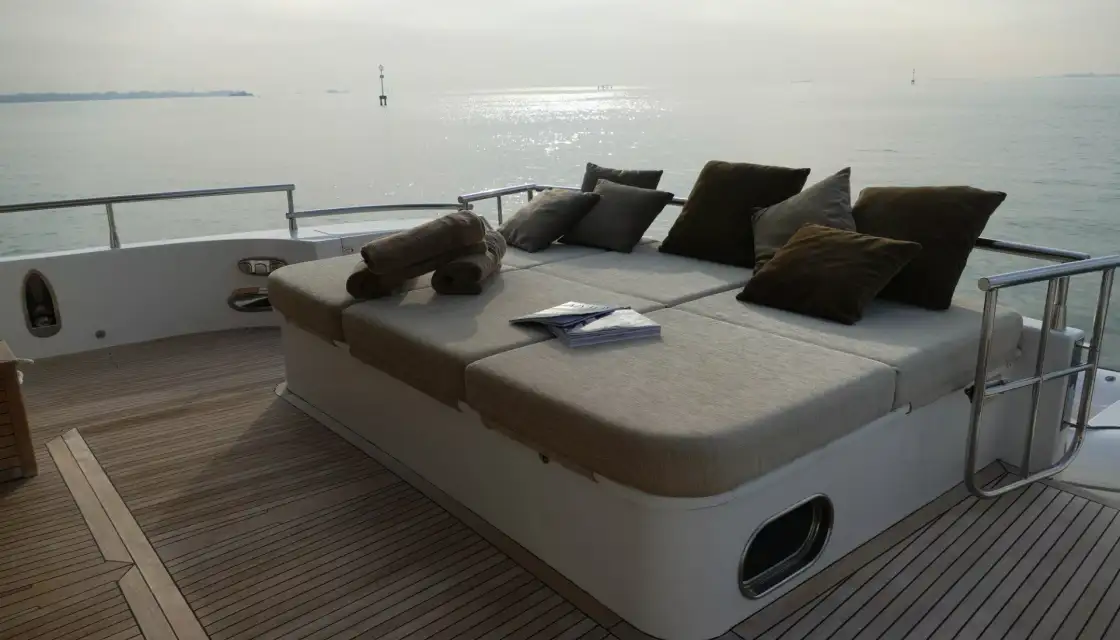 Navetta 23