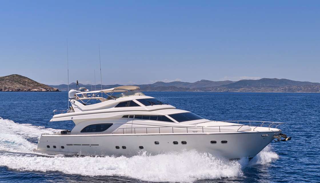 Ferretti 80
