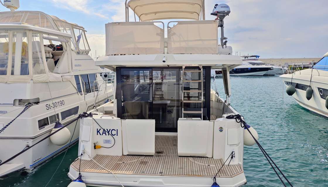 Swift Trawler 35