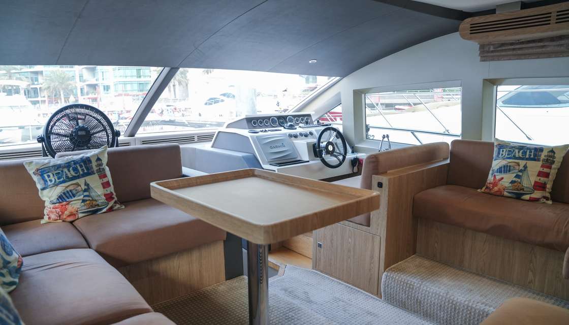 Majesty 48