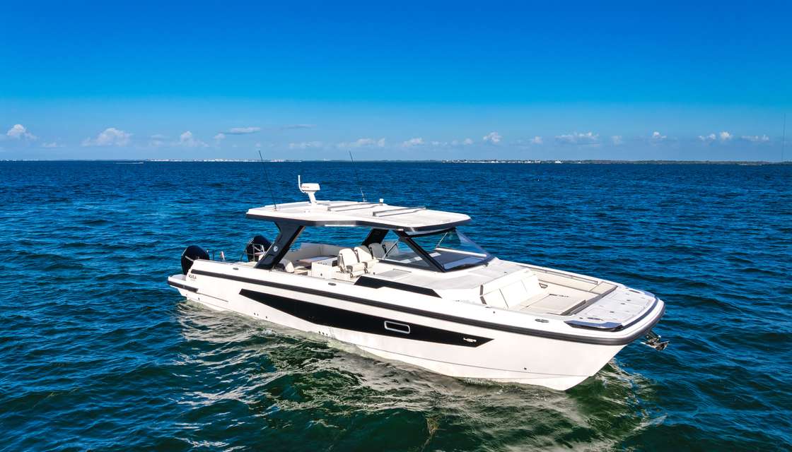 Aquila 45 Sport