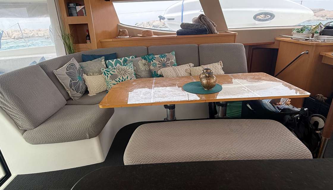 Salina 48