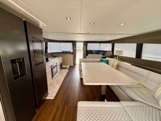 Aventura 50 MY