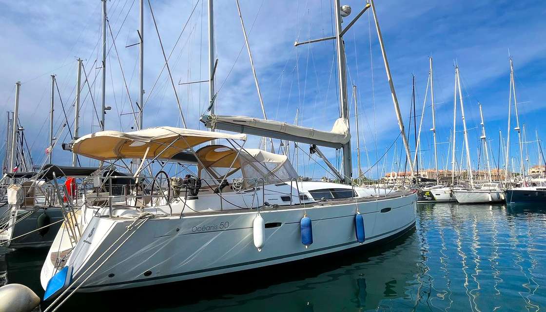 Oceanis 50