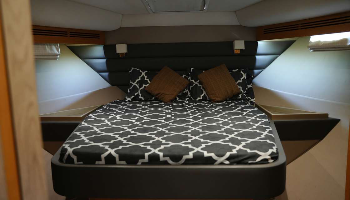Majesty 48