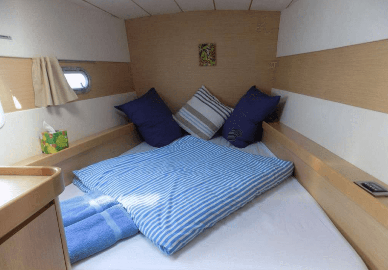 Lagoon 570