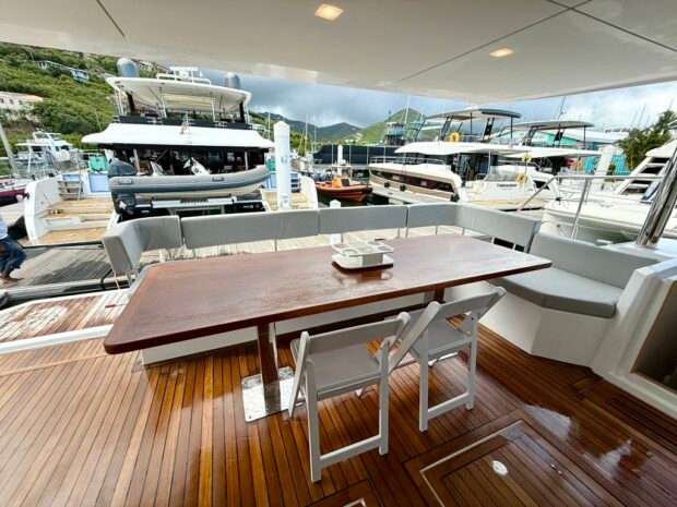 Aventura 50 MY