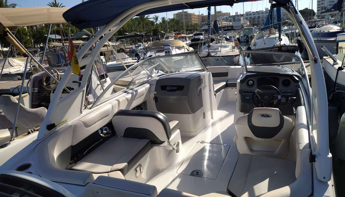 Chaparral 230