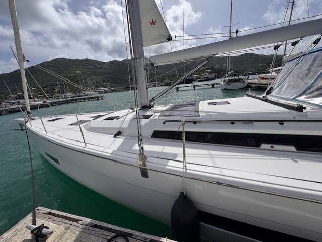 Dufour 530