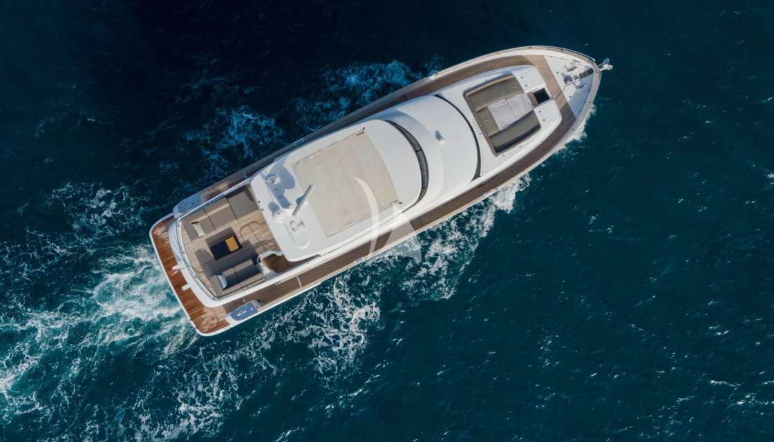 Azimut Magellano 66