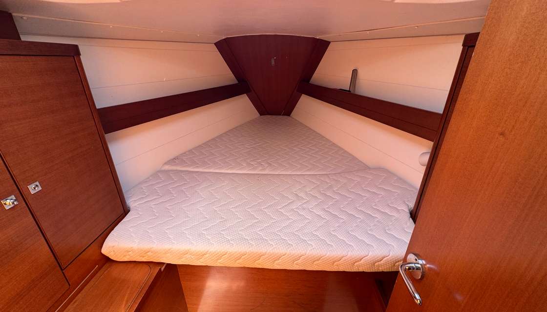 Dufour 34 Performance