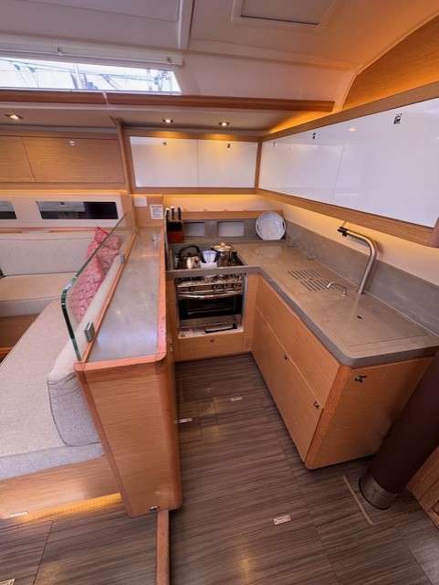 Dufour 530