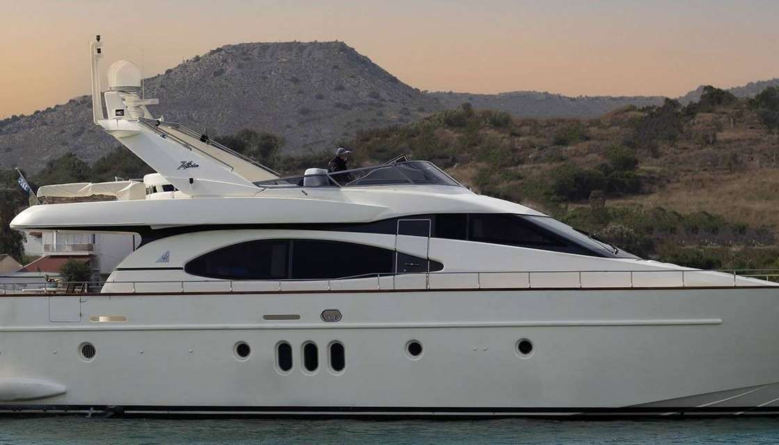 Azimut 74