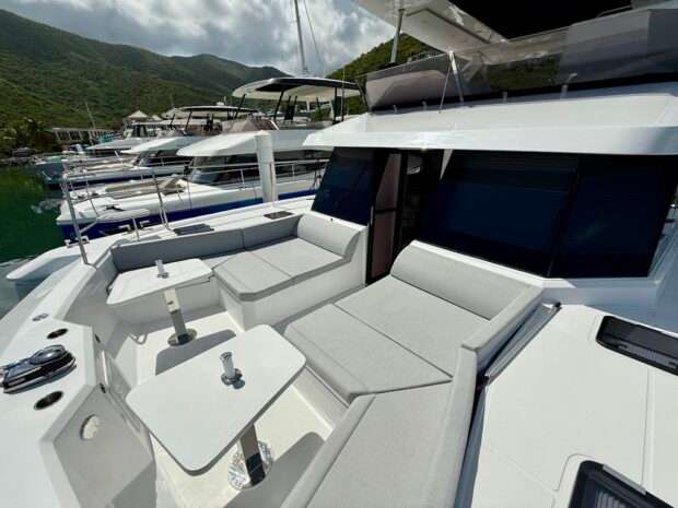 Aventura 50 MY