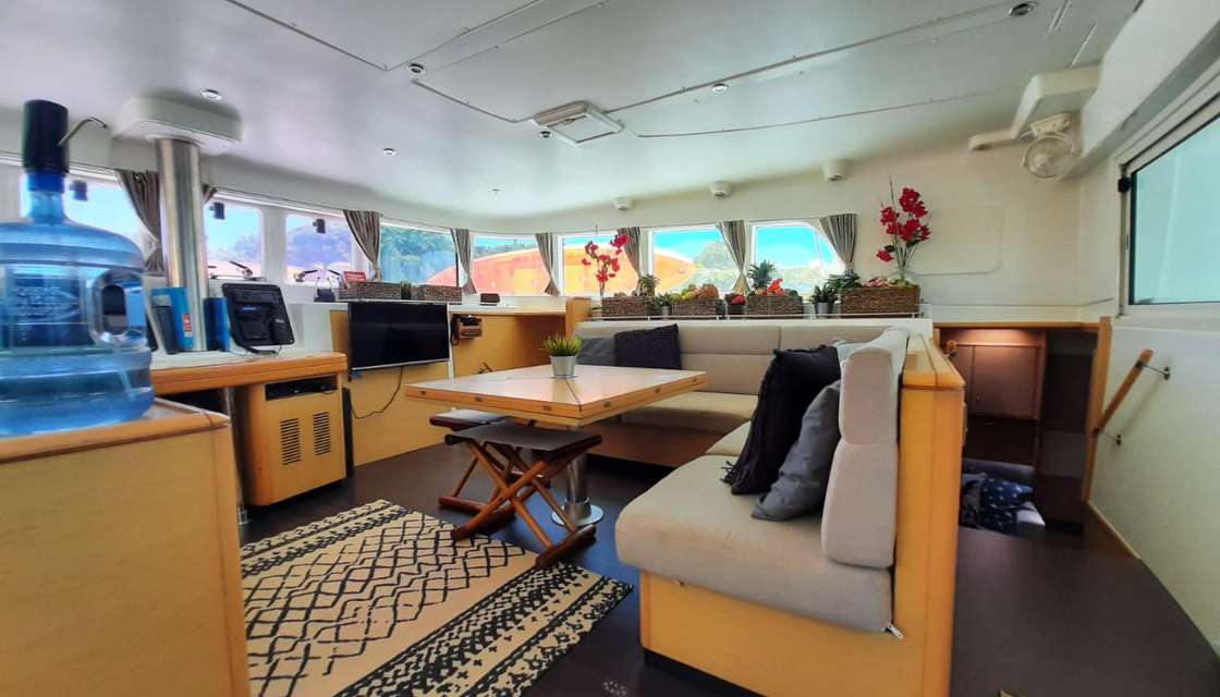 Lagoon 500