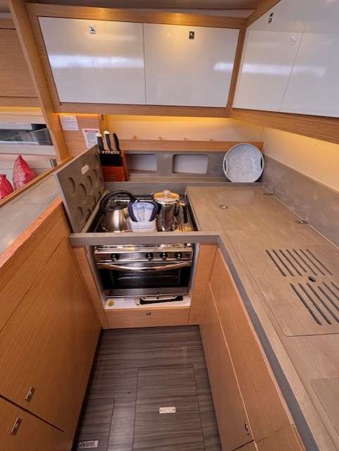Dufour 530