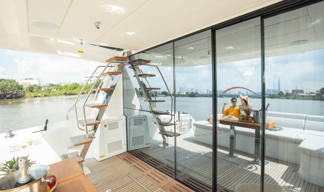 Prestige 590 Fly