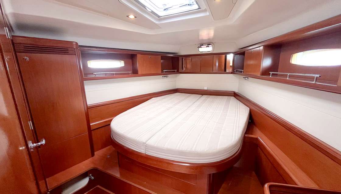 Oceanis 50