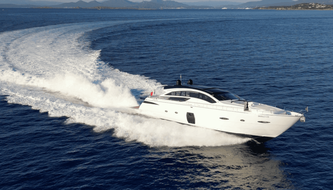 Pershing 80