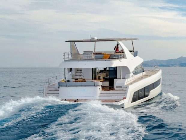Aventura 50 MY