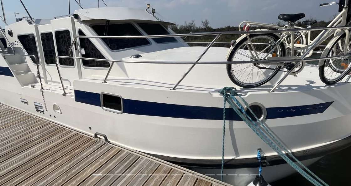Tarpon 32