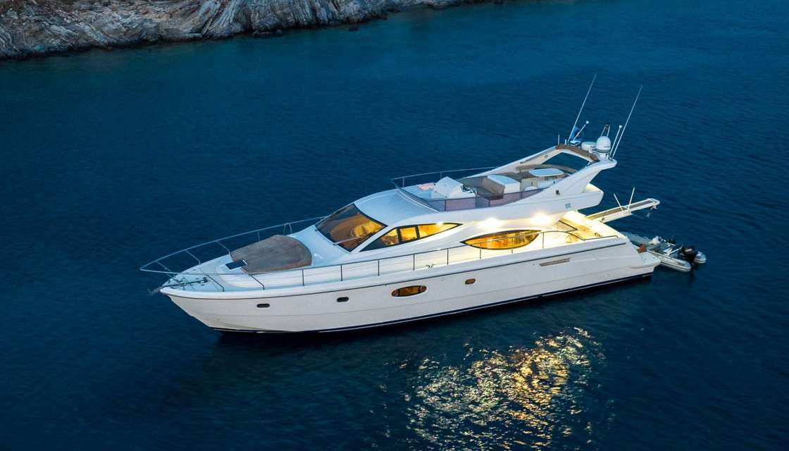 Ferretti 550