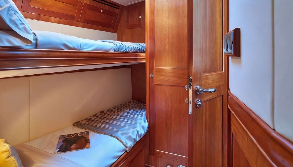 90ft Centreboard Sloop